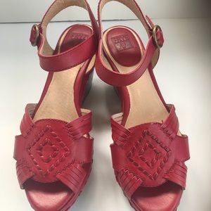 FRYE red Leather wedge sandals sz 9.5